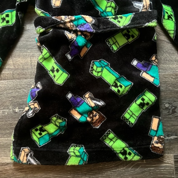 Minecraft robe - Picture 7 of 7